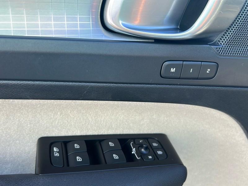 used 2021 Volvo XC40 car, priced at $24,990
