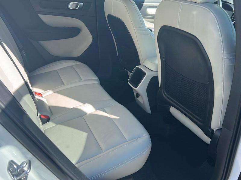 used 2021 Volvo XC40 car, priced at $24,990