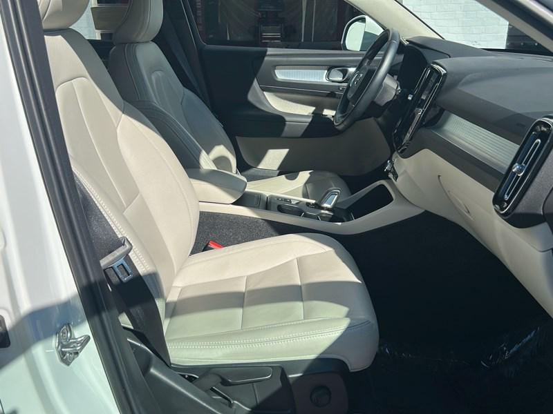 used 2021 Volvo XC40 car, priced at $24,990