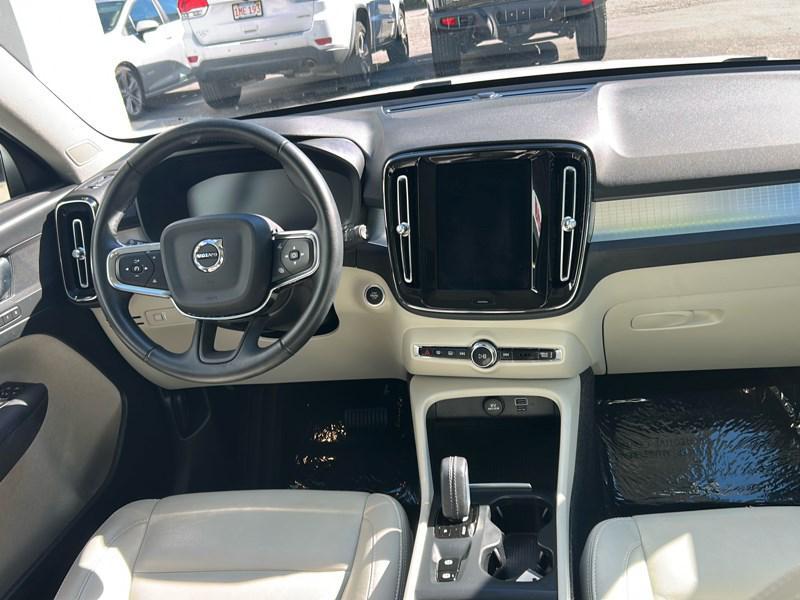 used 2021 Volvo XC40 car, priced at $24,990