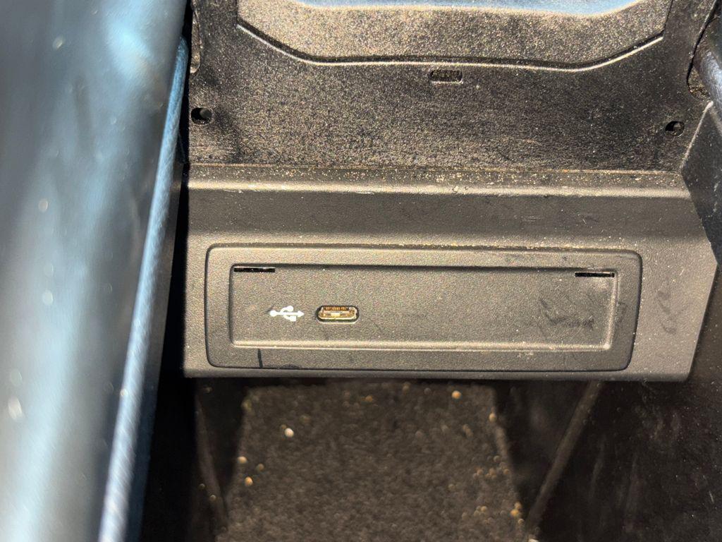 used 2020 Mercedes-Benz GLB 250 car, priced at $15,800