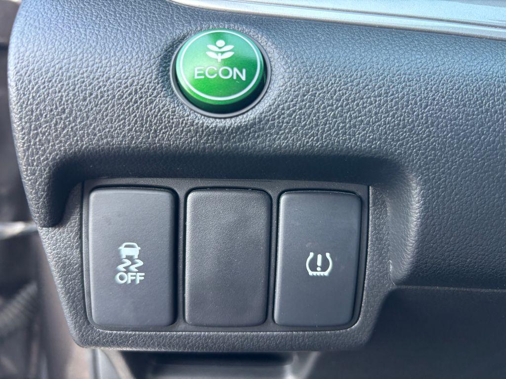 used 2015 Honda CR-V car, priced at $17,300