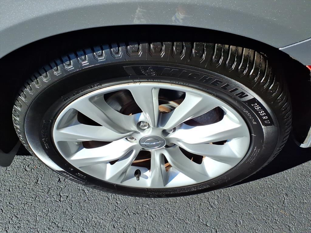 used 2015 Chrysler 200 car, priced at $9,988