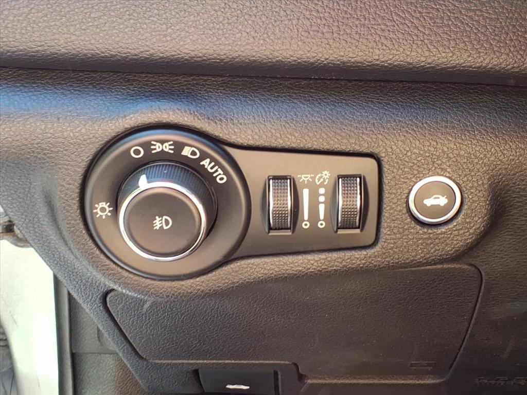 used 2015 Chrysler 200 car, priced at $9,988