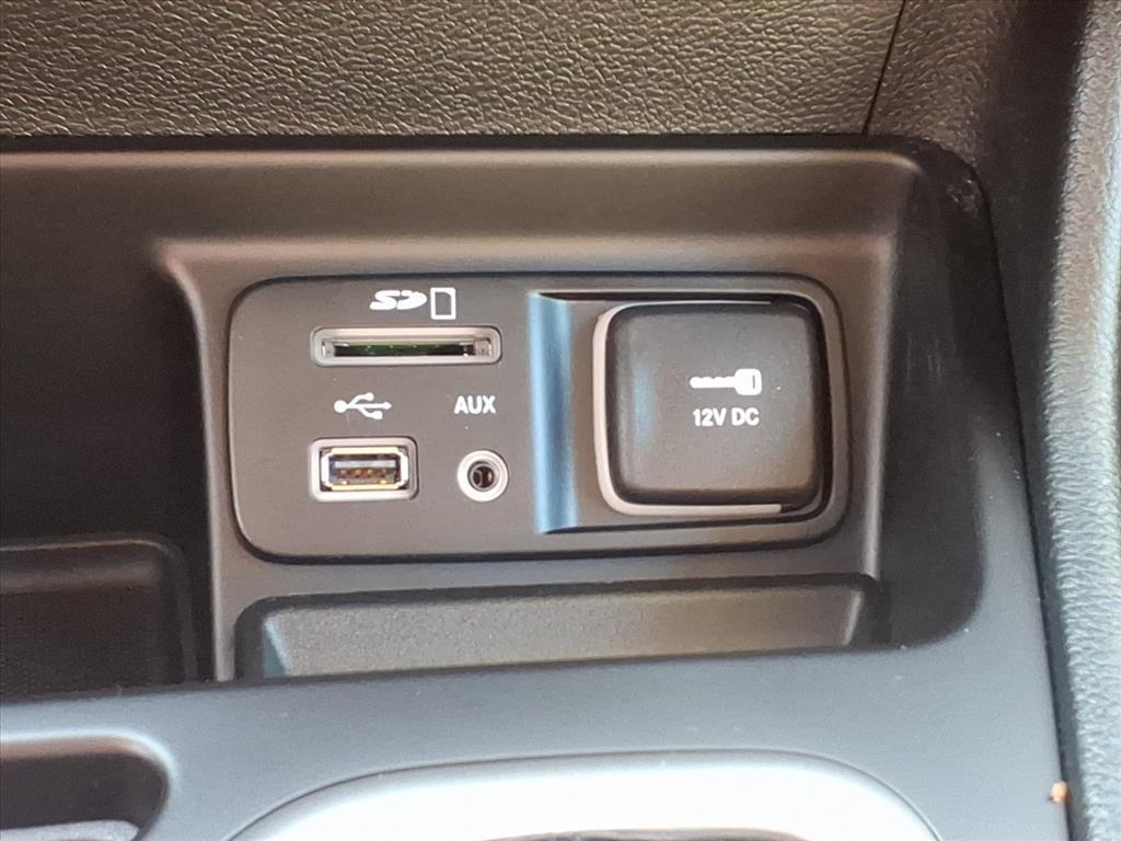 used 2015 Jeep Cherokee car, priced at $9,980