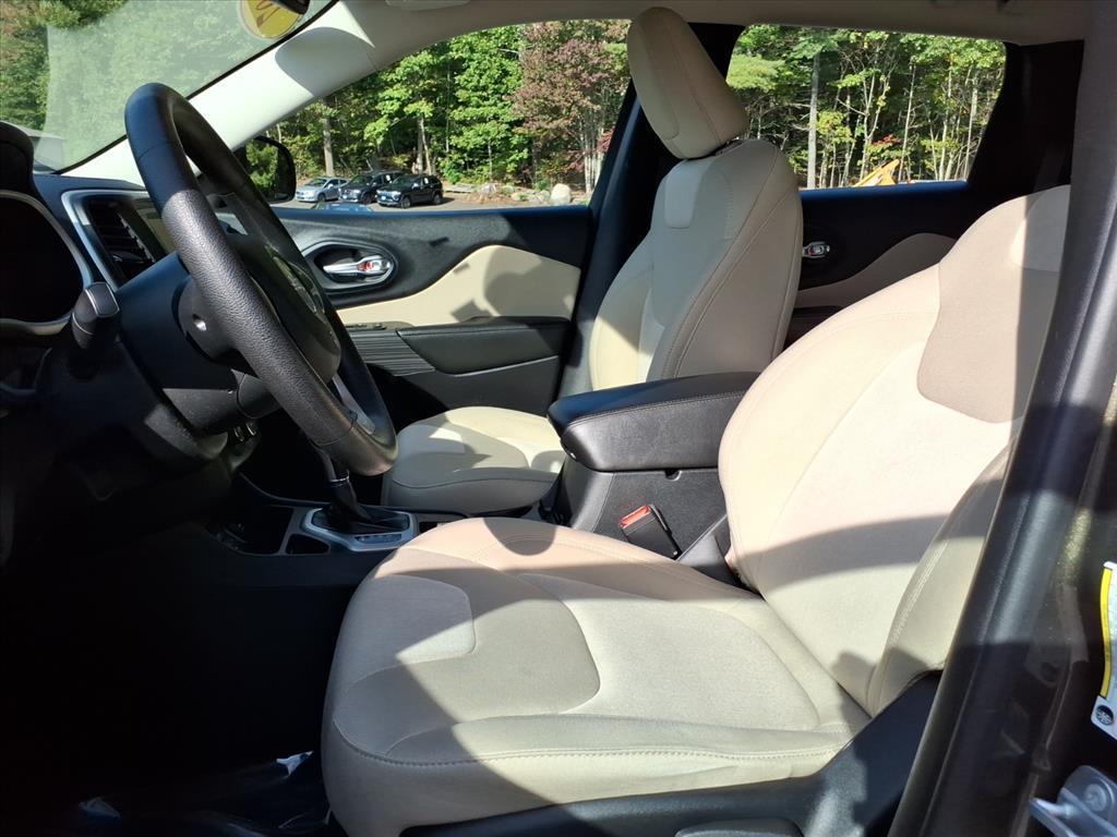 used 2015 Jeep Cherokee car, priced at $9,980