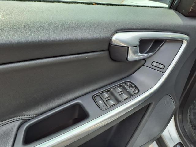 used 2016 Volvo XC60 car, priced at $11,985