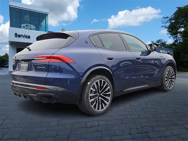 new 2025 Maserati Grecale car, priced at $91,495