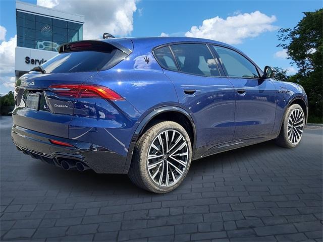 new 2025 Maserati Grecale car, priced at $91,495