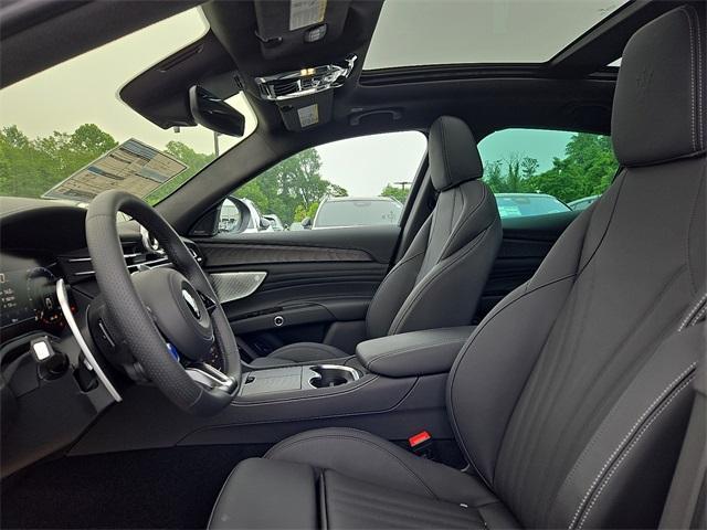 new 2025 Maserati Grecale car, priced at $91,065