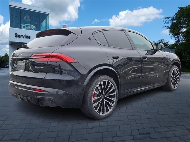 new 2025 Maserati Grecale car, priced at $91,065