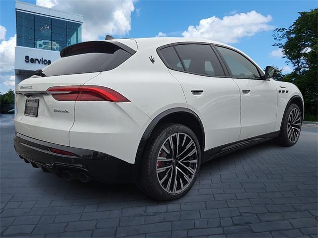 new 2025 Maserati Grecale car, priced at $89,915