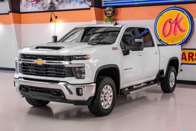 used 2024 Chevrolet Silverado 2500 car, priced at $50,882