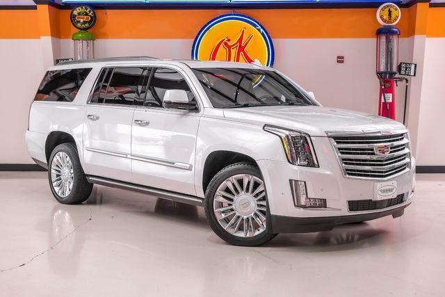 used 2019 Cadillac Escalade ESV car, priced at $39,552