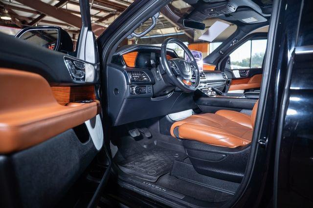 used 2019 Lincoln Navigator car, priced at $32,982