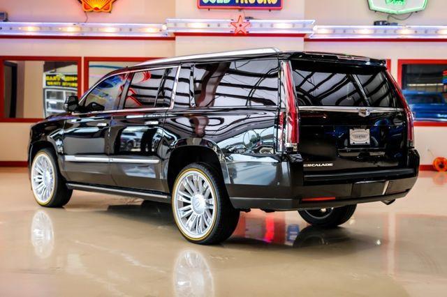 used 2020 Cadillac Escalade ESV car, priced at $37,772