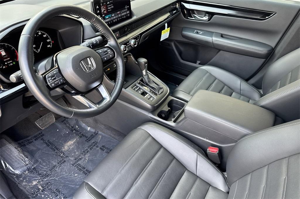 used 2025 Honda CR-V car, priced at $35,295