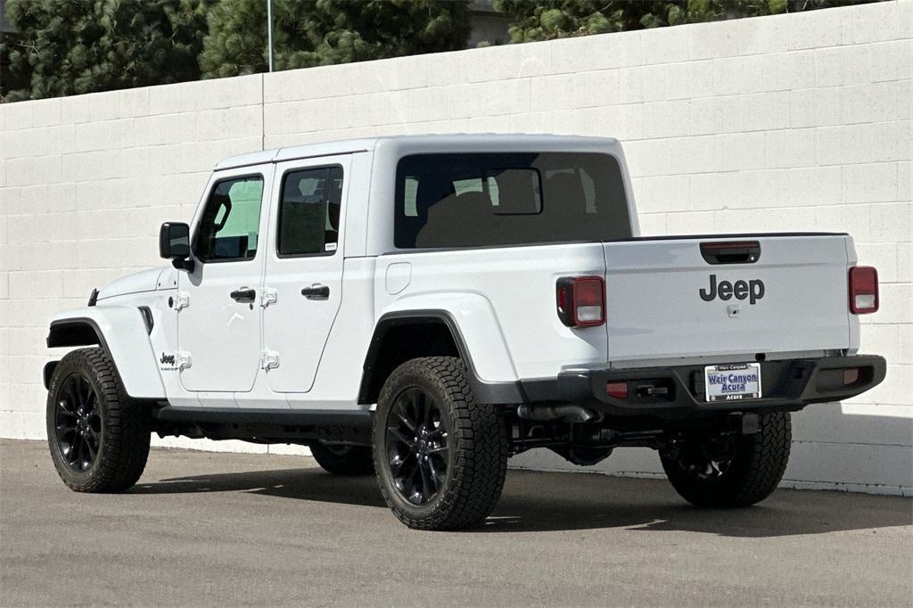 used 2024 Jeep Gladiator car, priced at $37,495