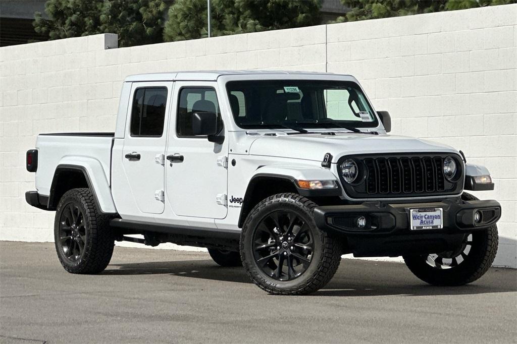 used 2024 Jeep Gladiator car, priced at $37,495