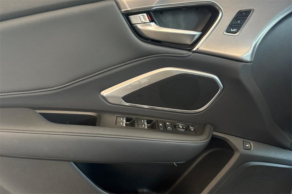 used 2024 Acura RDX car, priced at $39,995
