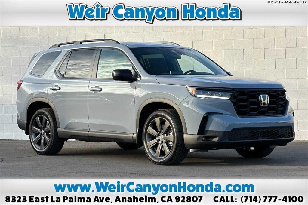 new 2025 Honda Pilot car, priced at $44,150