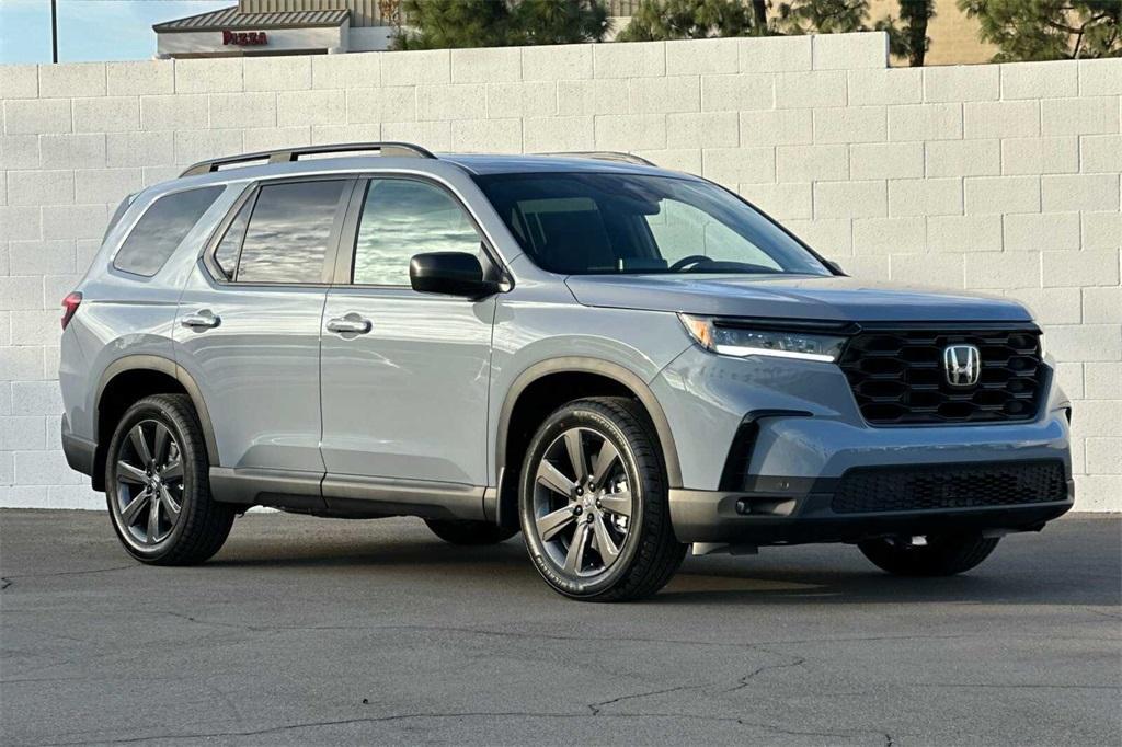 new 2025 Honda Pilot car, priced at $44,150