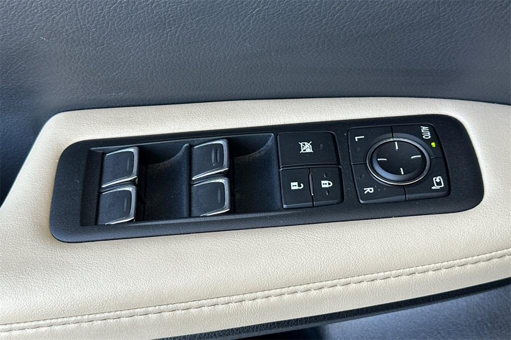 used 2022 Lexus RX 450h car, priced at $47,995