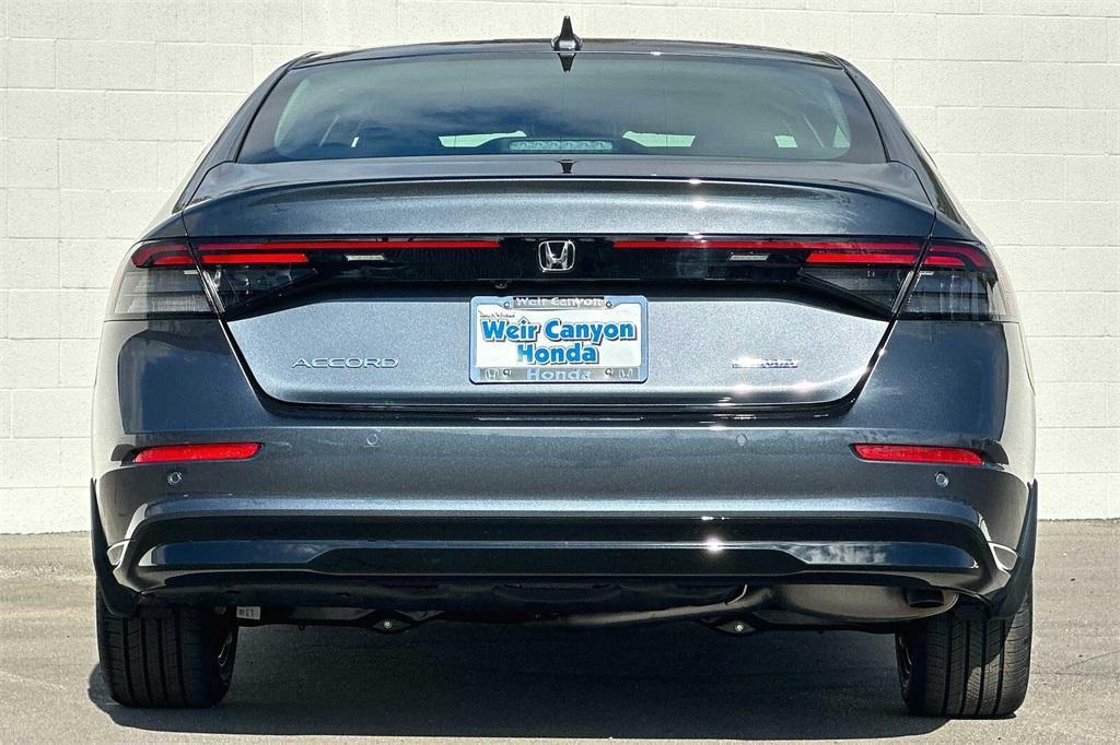 new 2024 Honda Accord Hybrid car