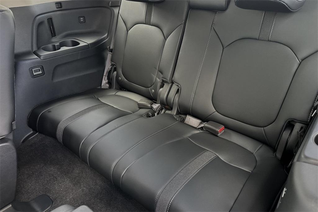 new 2025 Honda Pilot car, priced at $52,280