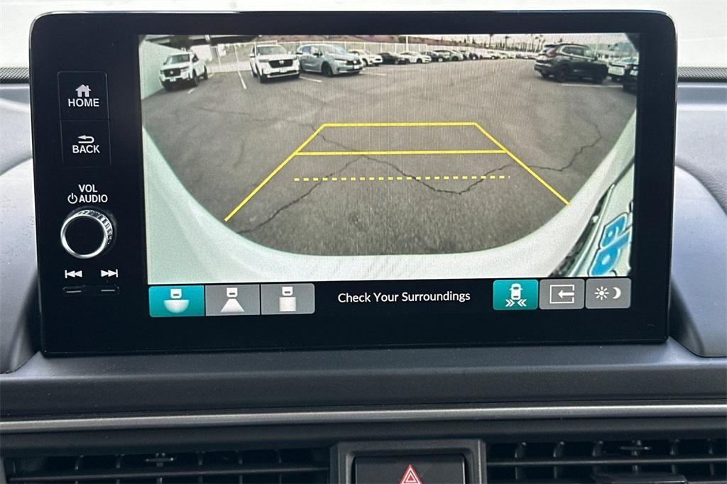 new 2025 Honda Pilot car, priced at $52,280