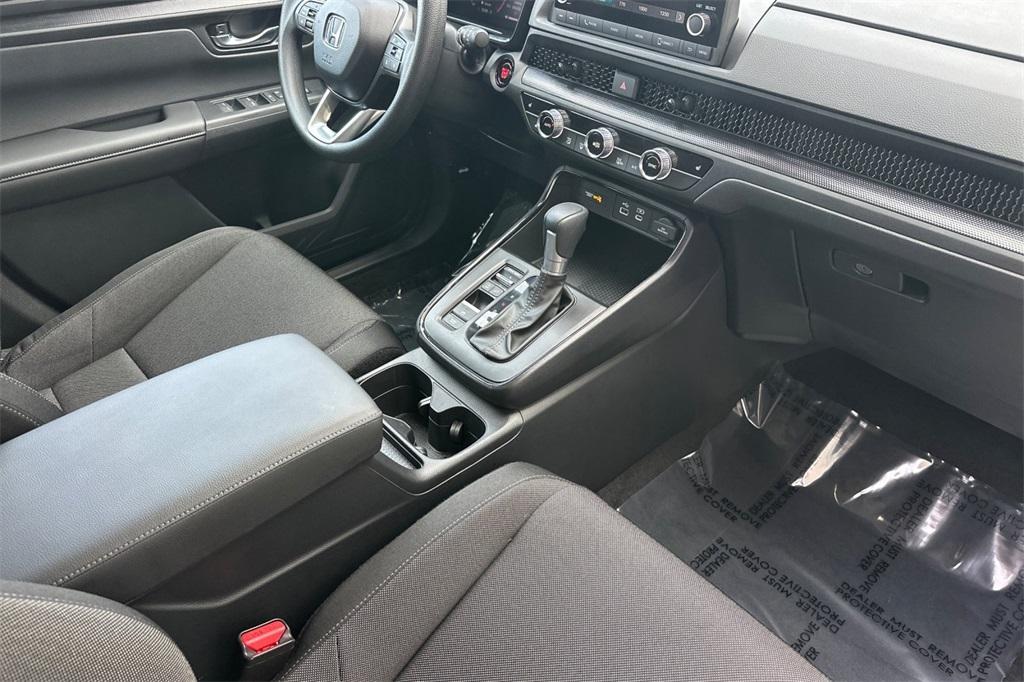 used 2025 Honda CR-V car, priced at $32,995
