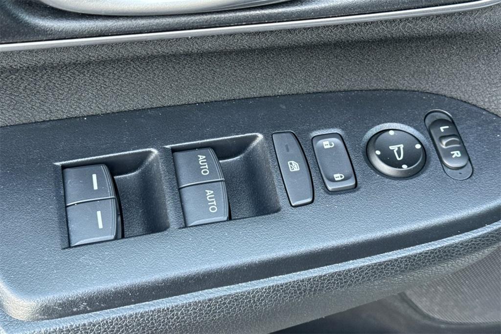 used 2018 Honda CR-V car, priced at $22,995