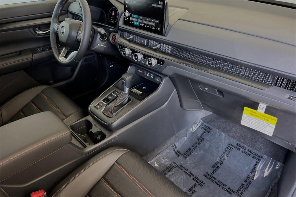 new 2025 Honda CR-V Hybrid car, priced at $39,312