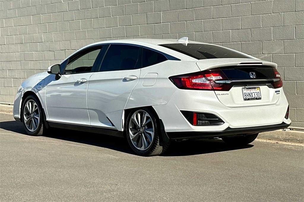 used 2018 Honda Clarity Plug-In Hybrid car, priced at $16,695