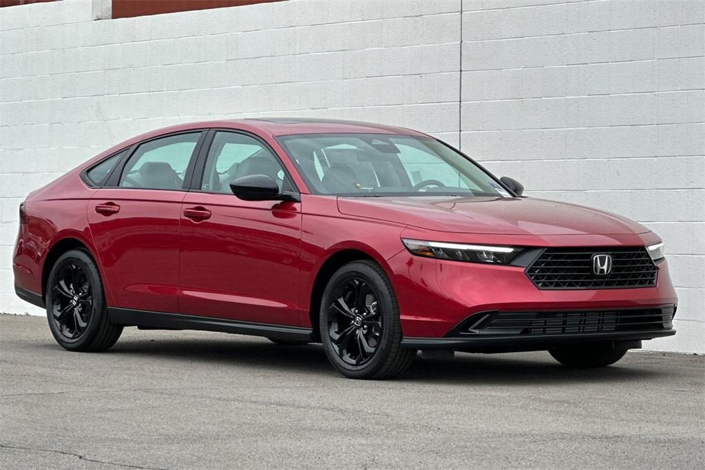 new 2025 Honda Accord car, priced at $30,996