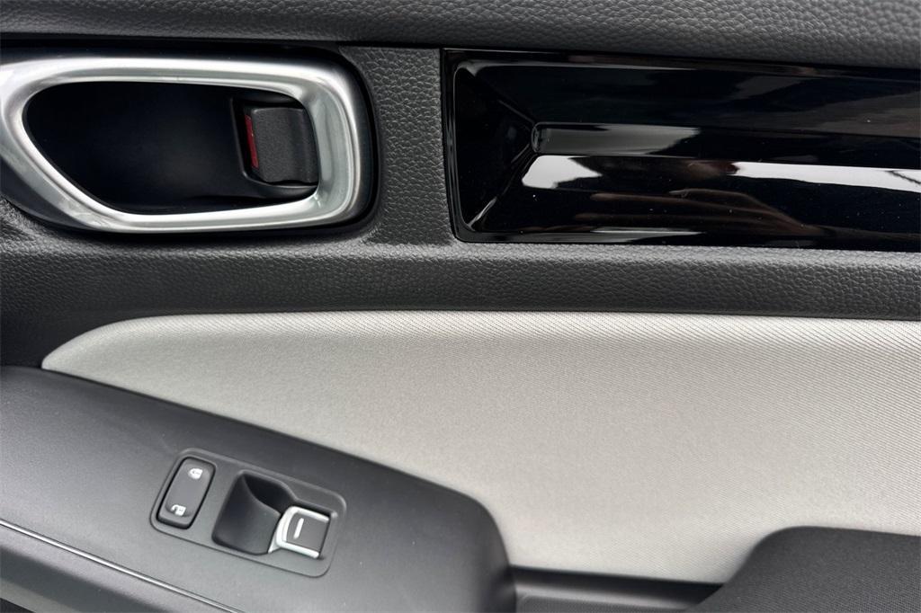 new 2025 Honda Civic Hybrid car, priced at $29,015