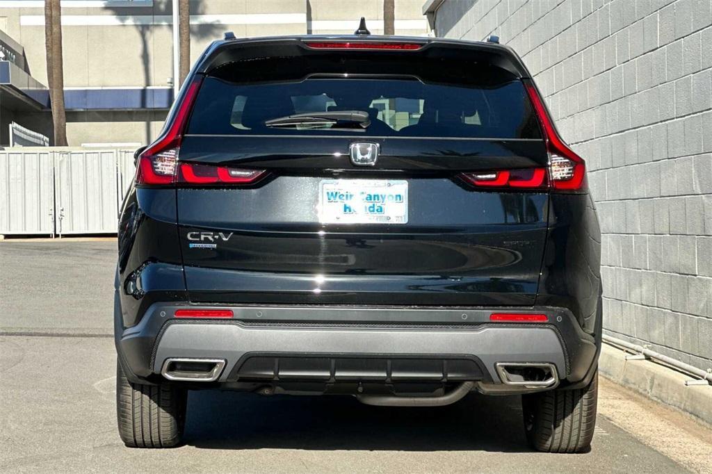 new 2025 Honda CR-V Hybrid car, priced at $39,045