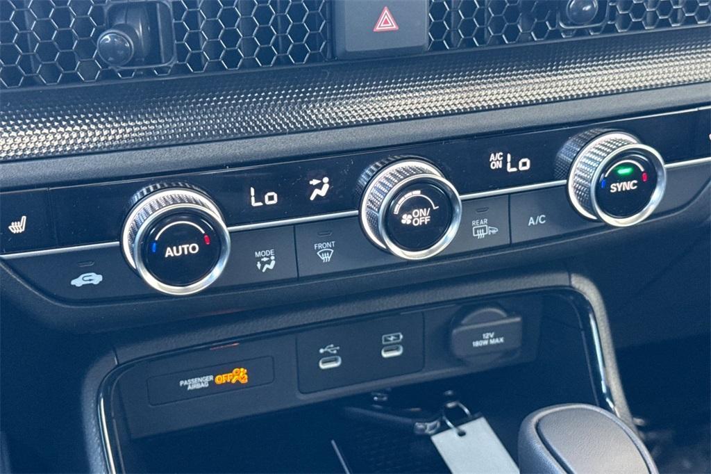 new 2026 Honda CR-V Hybrid car, priced at $38,600