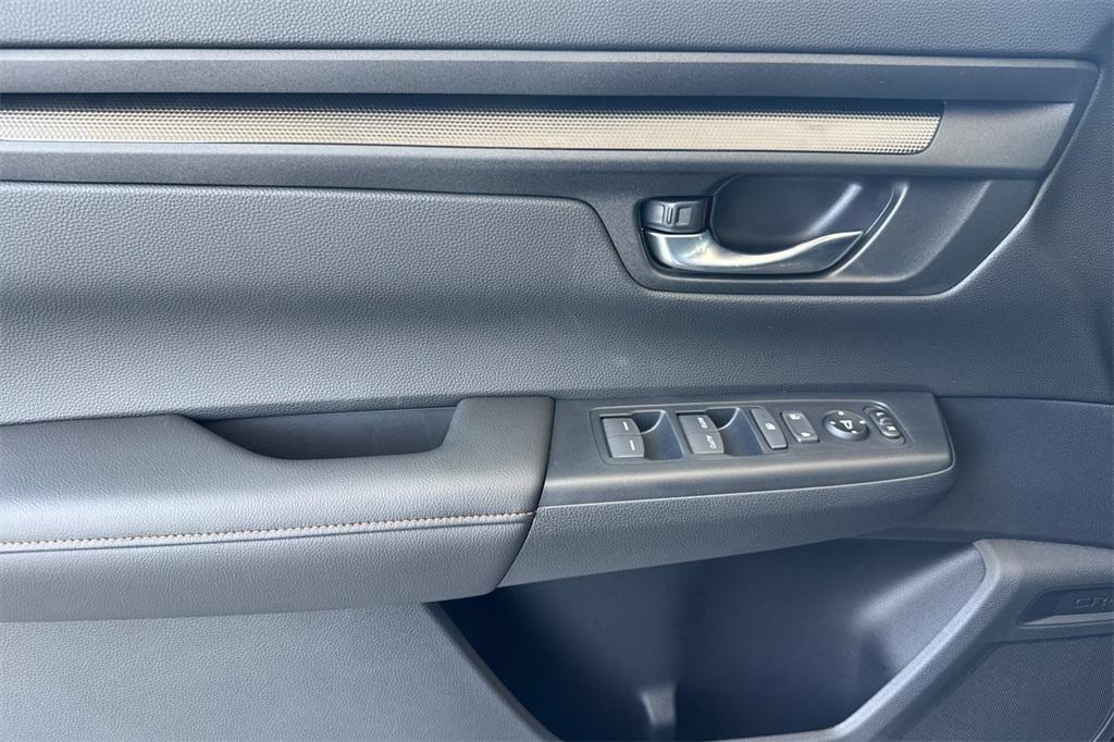 new 2026 Honda CR-V Hybrid car, priced at $38,600