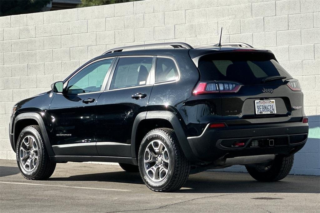 used 2021 Jeep Cherokee car, priced at $20,995