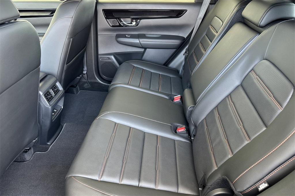 new 2026 Honda CR-V Hybrid car, priced at $44,155