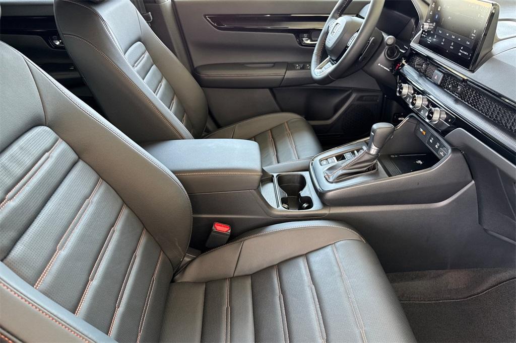 new 2026 Honda CR-V Hybrid car, priced at $44,155