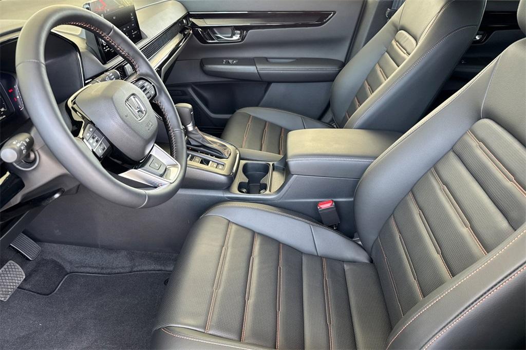 new 2026 Honda CR-V Hybrid car, priced at $44,155