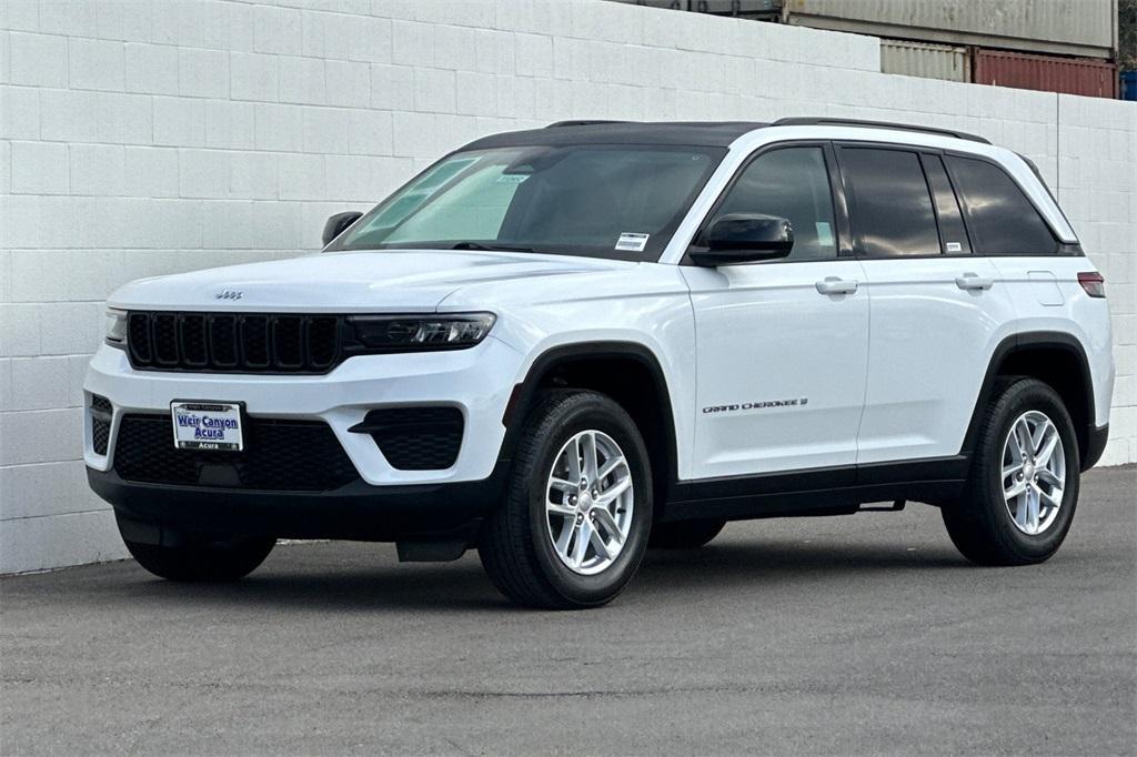 used 2024 Jeep Grand Cherokee car, priced at $30,995