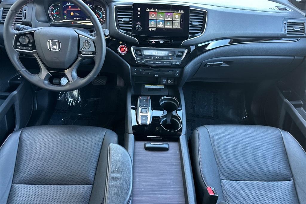 used 2022 Honda Pilot car, priced at $38,895