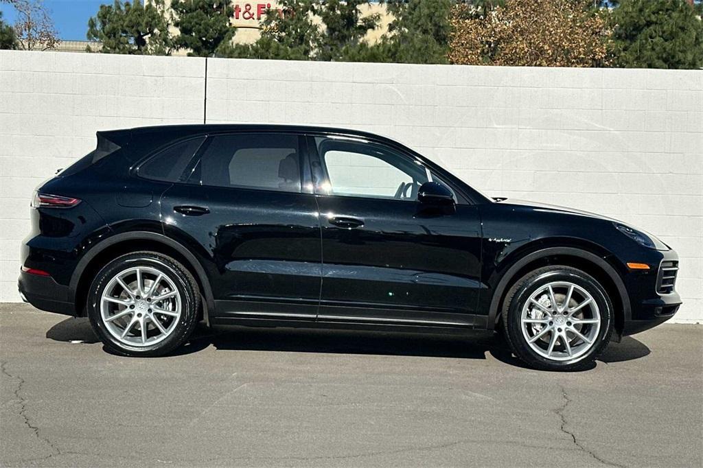 used 2020 Porsche Cayenne E-Hybrid car, priced at $57,995