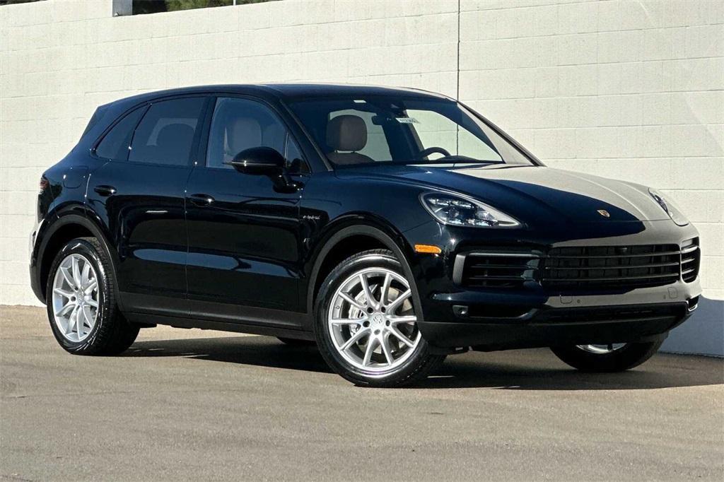 used 2020 Porsche Cayenne E-Hybrid car, priced at $57,995