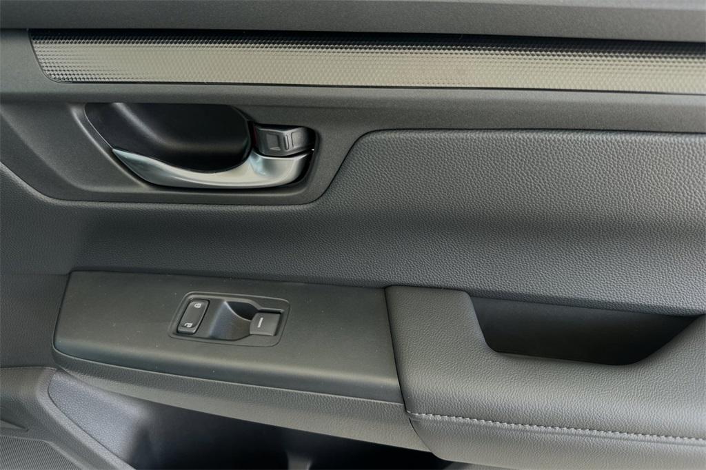 new 2025 Honda CR-V car, priced at $32,533
