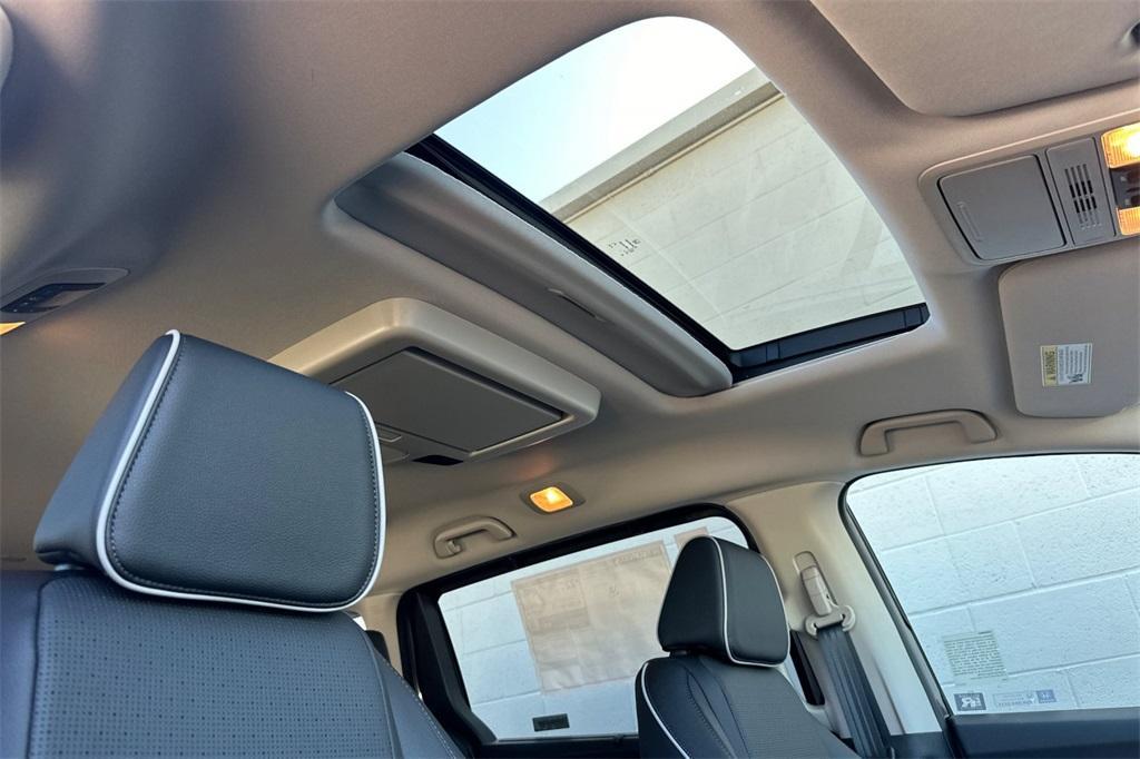 new 2026 Honda Odyssey car, priced at $53,145