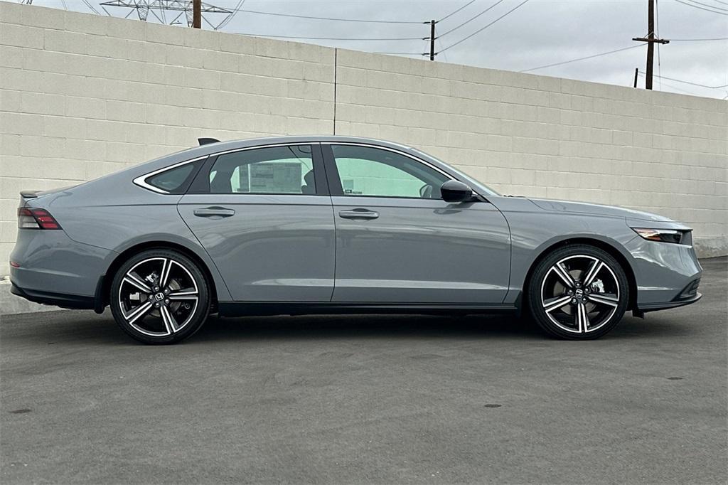 new 2025 Honda Accord Hybrid car, priced at $35,305